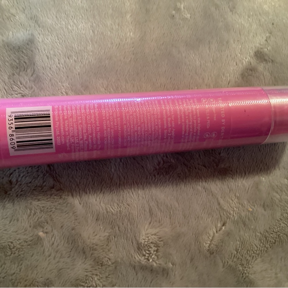 Pink Bath & Body Tool - Picture 3 of 3